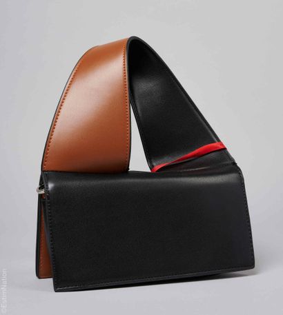EL ARTE DE LOLETA
SMALL BAG with flap in...