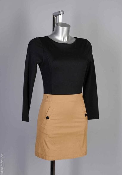 BURBERRY
DRESS featuring a black stretch...