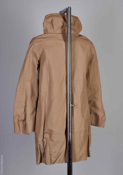 MARNI
COUPE VENT en coton enduit taupe, col...