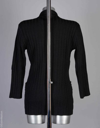 BOUTIQUES GIVENCHY CIRCA 1990
CARDIGAN à...