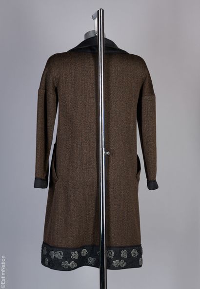 MARNI
MANTEAU en lainage façonné dans les...