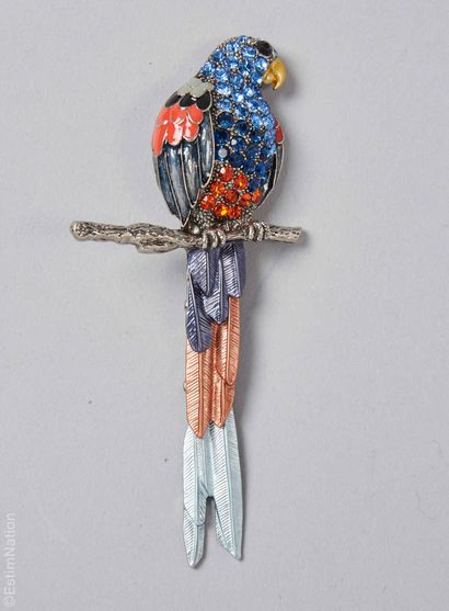 ANONYMOUS 
Metal brooch depicting a parakeet...