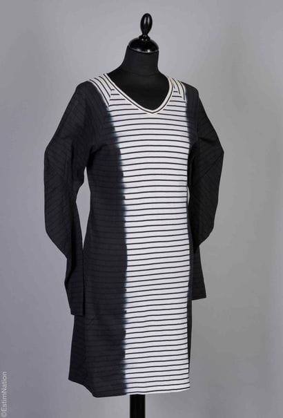 ISSEY MIYAKE PLANTATION CIRCA 1985/88
Tie-and-dye-effect...
