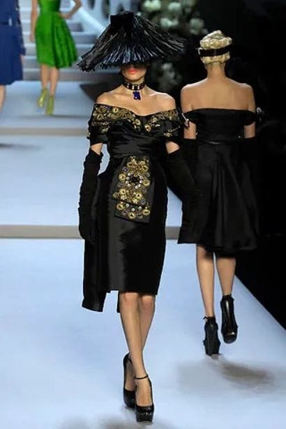 CHRISTIAN DIOR BY JOHN GALLIANO (FALL-WINTER...
