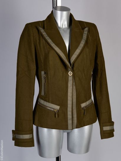 PLEIN SUD JEANS
VESTE en lainage vert militaire...