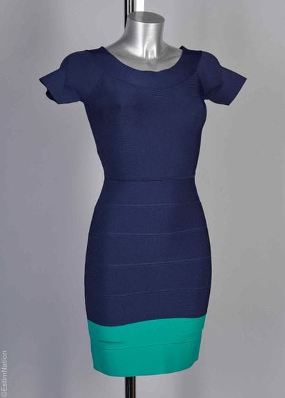 BCBGMAXAZRIA
Dress in navy stretch viscose...