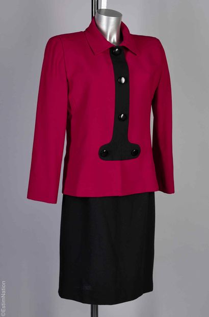 PIERRE CARDIN EARLY 2000
SET in black and...