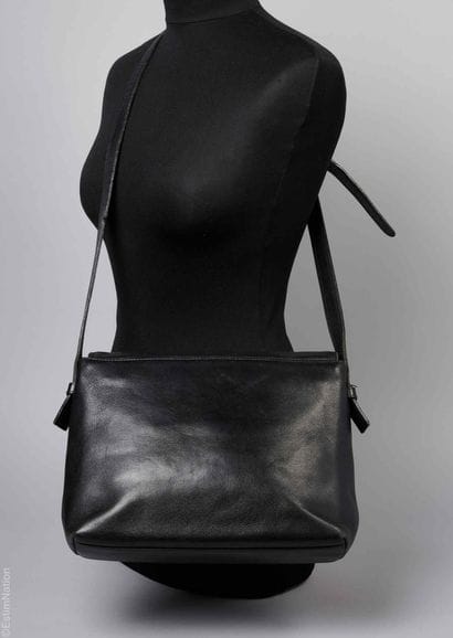 LANCEL VINTAGE
SAC à rabat en cuir noir,...