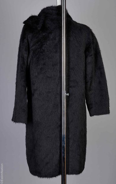 VANESSA BRUNO
MANTEAU oversize en alpaga...