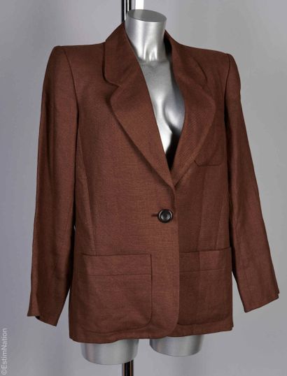 YVES SAINT LAURENT RIVE GAUCHE (1990)
VESTE...