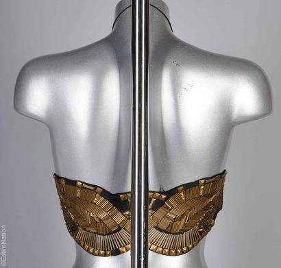 ANONYME VINTAGE
BRASSIERE en tissu noir recouverte...