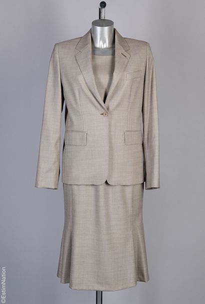 MAX MARA
ENSEMBLE en lainage finement tissé...