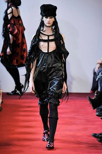 COMME DES GARÇONS PAR REI KAWAKUBO (COLLECTION...