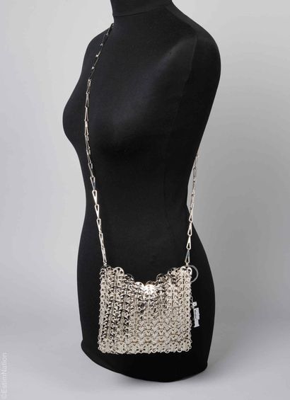 PACO RABANNE CIRCA 2020
SAC composé de larges...