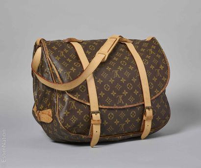 LOUIS VUITTON (1982)
SAC 