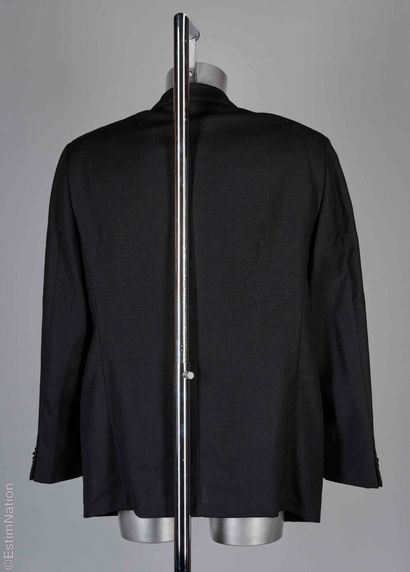 ARMANI COLLEZIONI VINTAGE
JACKET in black...