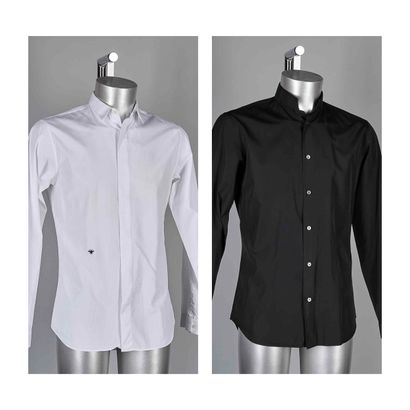 DIOR HOMME
DEUX CHEMISES en coton : la première...