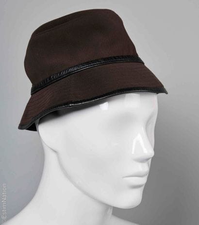 MOTSCH POUR HERMÈS VINTAGE
CHAPEAU à bords...