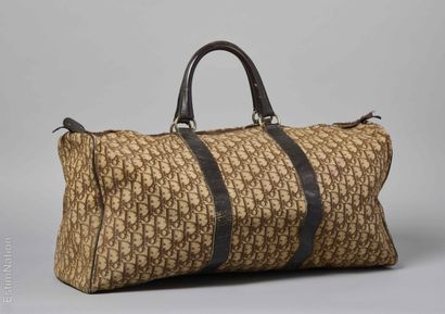 CHRISTIAN DIOR CIRCA 1968/70
SET DE VOYAGE...