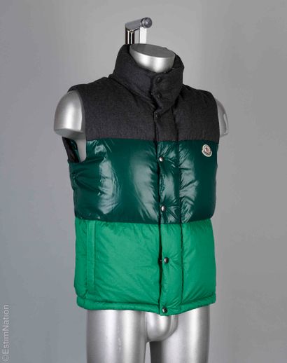 MONCLER
DOUDOUNE 