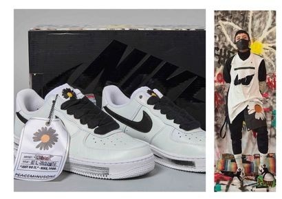 NIKE X G-DRAGON (2020)
PAIRE DE SNEAKERS...