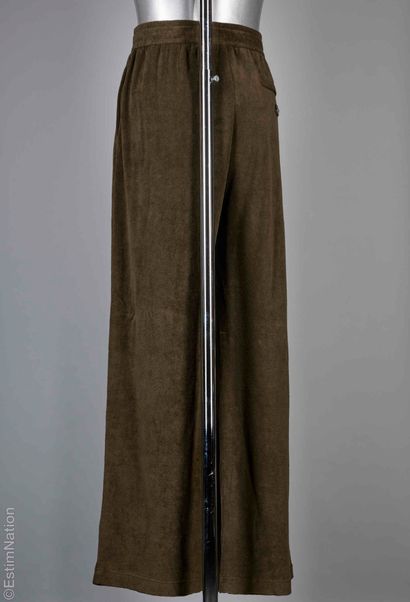 DOLCE & GABBANA
PANTALON DE SURVETEMENT en...