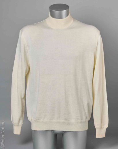 CHRISTIAN DIOR MONSIEUR
PULL OVER à col montant...