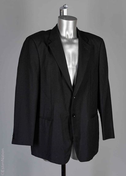 ARMANI COLLEZIONI VINTAGE
JACKET in black...