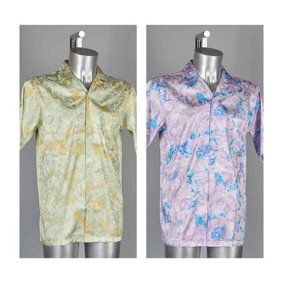 MARTINE ROSE
DEUX CHEMISETTES en polyester...