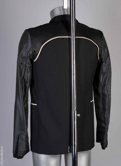DIOR HOMME
VESTE en laine vierge stretch...
