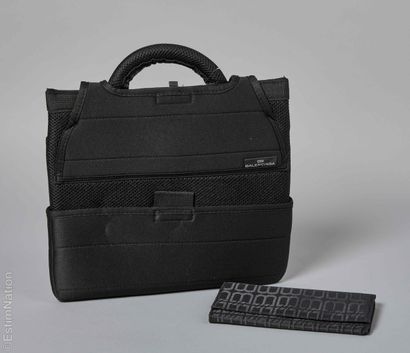BALENCIAGA (LICENCE)
PORTE TABLETTE en polyamide...