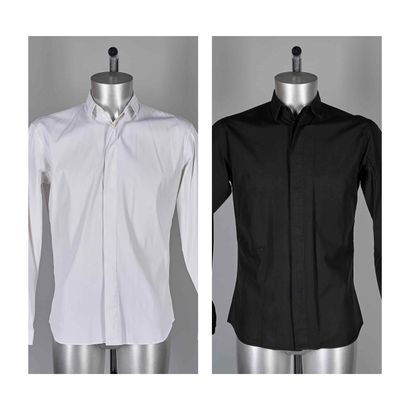 DIOR HOMME
DEUX CHEMISES en coton : la première...