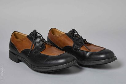 CHURCH'S
Pair of two-tone black and cognac...