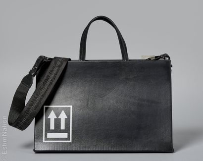 OFF-WHITE
Black and white leather logo trapeze...