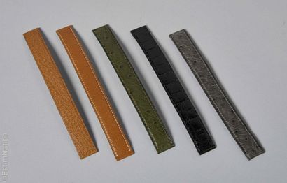 POIRAY
CINQ BRACELETS DE MONTRE en crocodile...