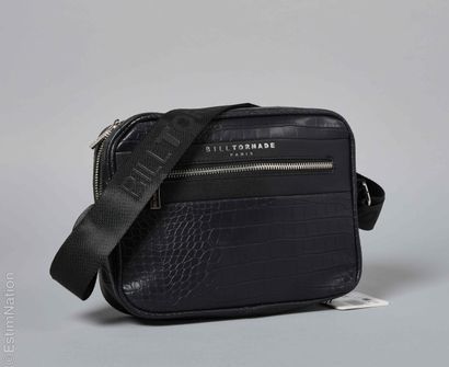 BILL TORNADE
BESACE in black embossed imitation...