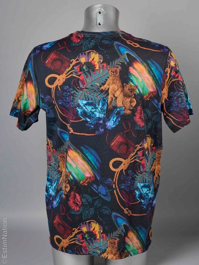 PAUL SMITH
TEE SHIRT en coton imprimé d'oursons,...