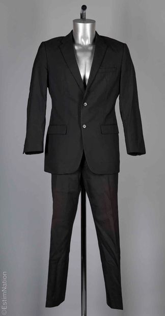 DIOR HOMME
COSTUME in fine black virgin wool:...