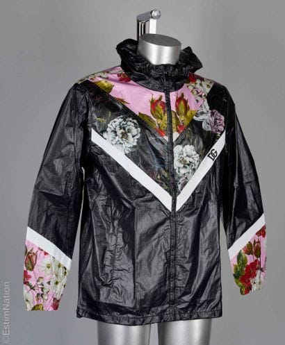 DOLCE & GABBANA
COUPE VENT à capuche imperméable...