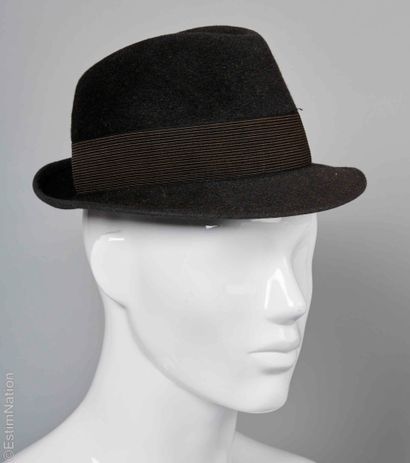 MAISON MOSSANT POUR LA BOUTIQUE MERY LE BEIVE
CHAPEAU...