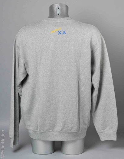 UNIQLO X KAWS + WARHOL
SWEATER en éponge...