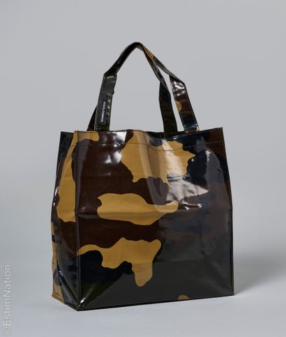 DOLCE & GABBANA
PETIT TOTE en coton recouvert...