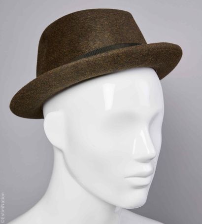 MOSSANT
CHAPEAU à bords en feutre de lapin...