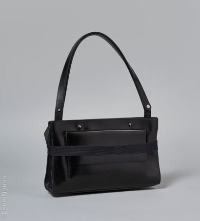 JEAN PAUL GAULTIER VINTAGE
BAG in black glacé...