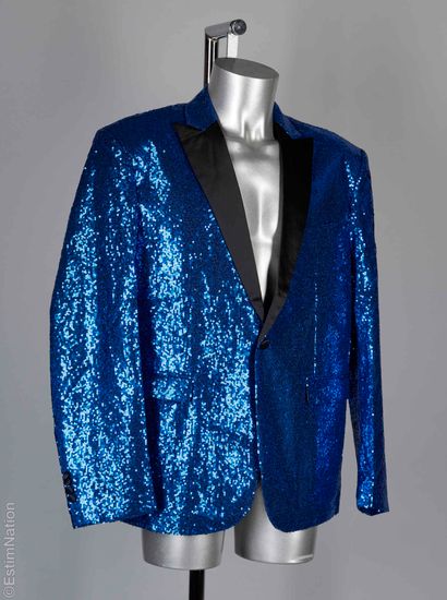 ANONYME
VESTE DE SMOKING du soir en satin...