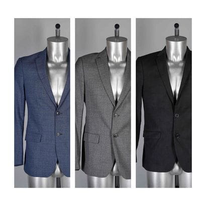 ANTHONY GARCON
TROIS VESTES : la première...