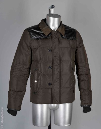 THE KOOPLES
DOUDOUNE courte en nylon vert...