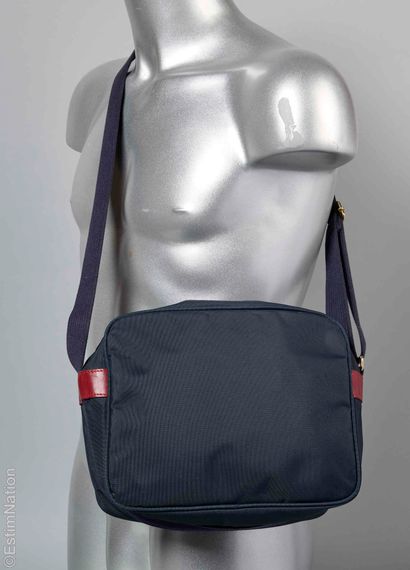LONGCHAMP VINTAGE
BESACE porté épaule en...