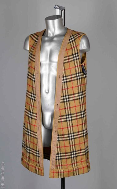 BURBERRYS'
DOUBLURE de manteau en laine tartan,...