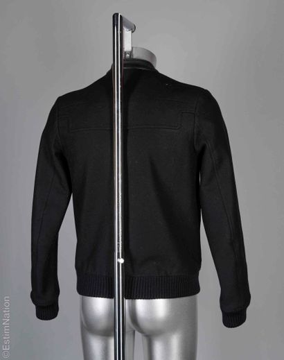 DIOR HOMME PAR KRIS VAN ASSCHE (2017)
BLOUSON...